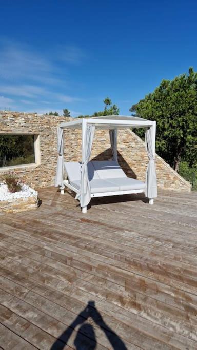 Magnifique Villa De Luxe Au Coeur De La Garrigue Nimes Luaran gambar