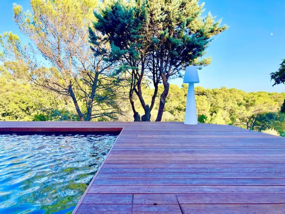 Magnifique Villa De Luxe Au Coeur De La Garrigue Nimes Luaran gambar